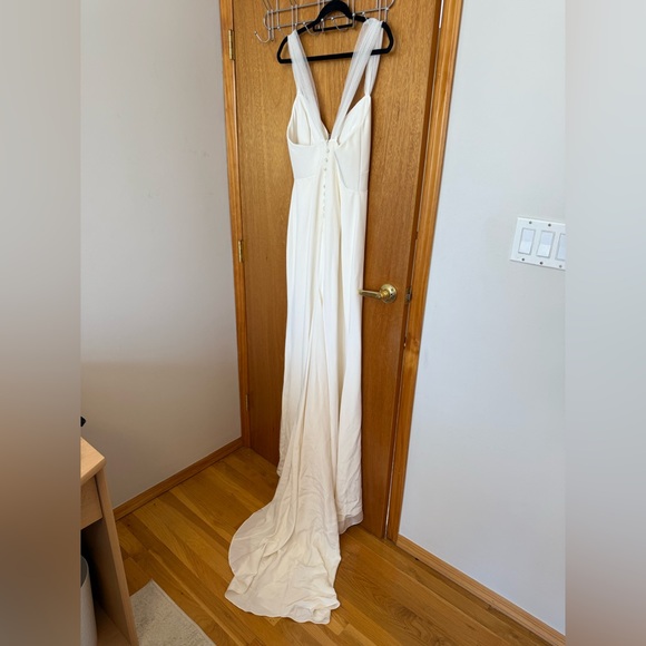 Alexandra Grecco Frankie Wedding Dress – Silk Crepe with Tulle Cap Sleeves - Picture 15 of 15